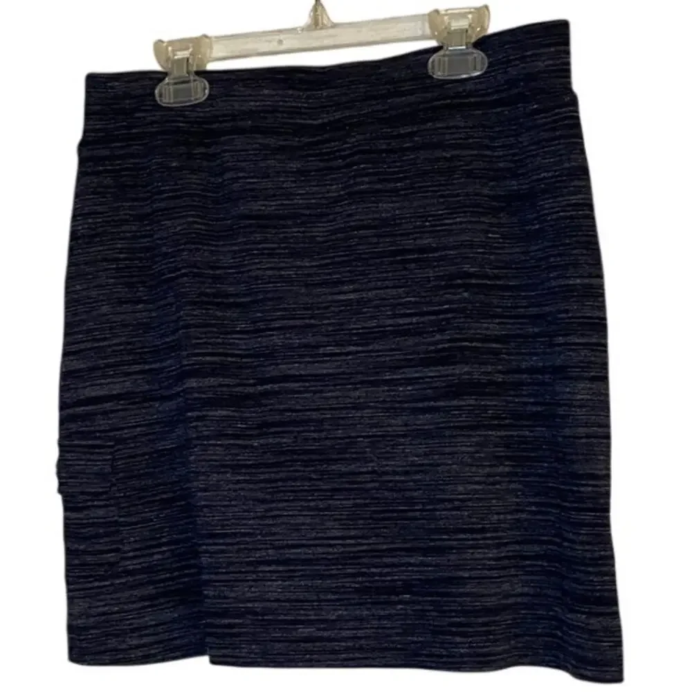 LR4701 Croft and Barrow Womens Pull On Skort Navy Space Dye Size S